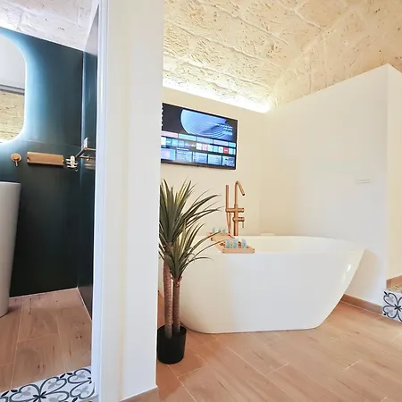 Damar Luxury Μπάρι